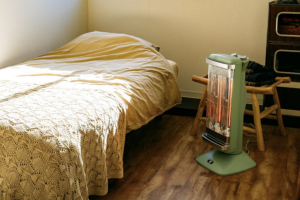 口コミで評判のアラジンの電気ストーブを徹底解説 ノスタルジックなデザインがおしゃれ 気になる電気代も Monocow モノカウ