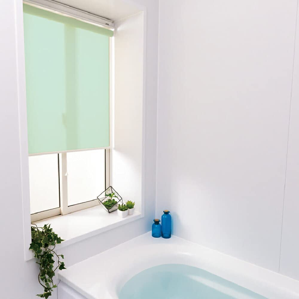 リビングプラス　浴室タイプ 透過性ロールスクリーン